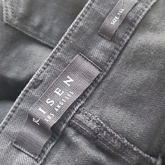 RISEN Black High Rise Rolled Up Shorts size 1XL - Picture 4 of 8